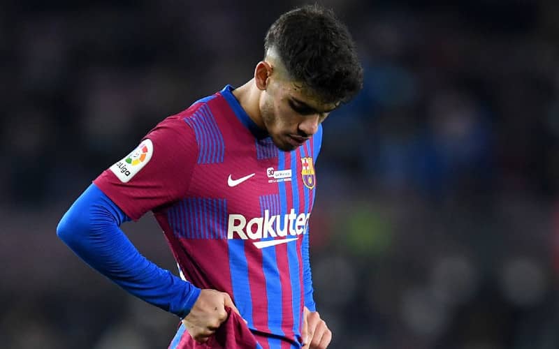 Barcelona's Ezzalzouli Sidelined with Knee Injury, Jeopardizing Morocco Call-up