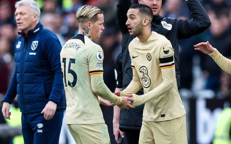 Bayern Munich and PSG Eye Chelsea's Ziyech for Summer Transfer