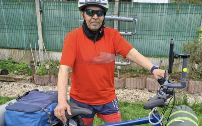 Belgian Man, 59, Cycles 4,000 km to Morocco for Alzheimer's Charity