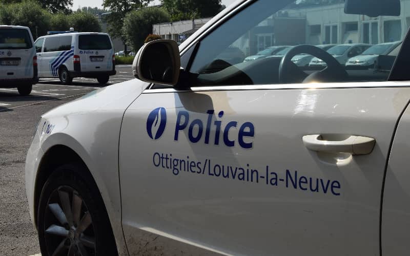 Belgian Police Arrest Man with Concealed Machete at Train Station Amid Security Concerns