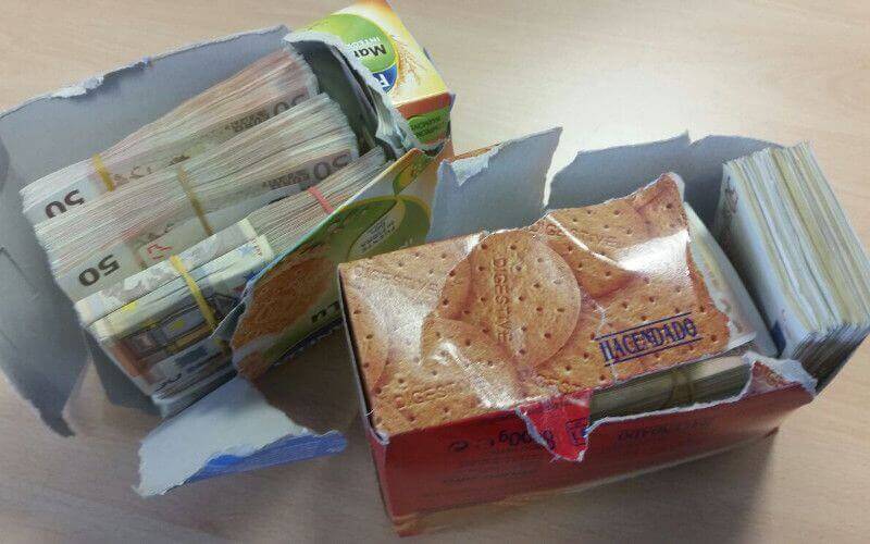 Belgian Traveler Caught at Moroccan Border with €97,500 Cash and Loaded Gun
