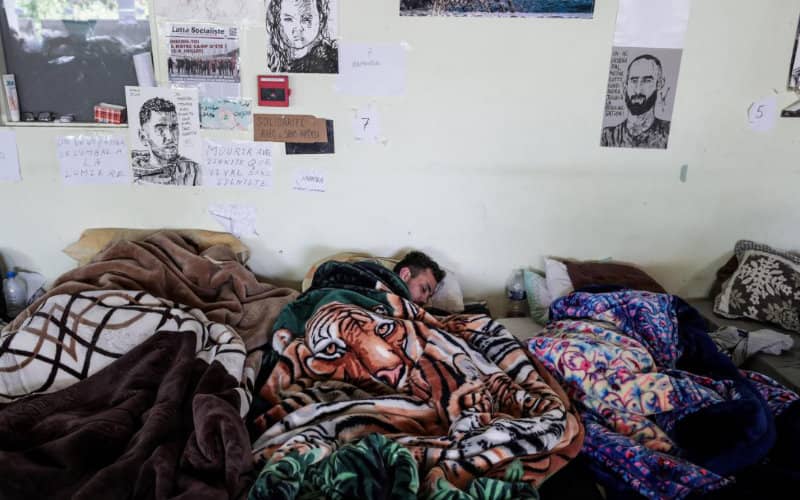 Belgium Considers Mandatory COVID Vaccination for Asylum Seekers Amid Reception Challenges