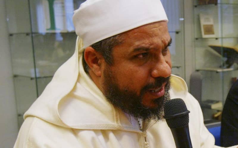 Belgium Expels Top Imam from Largest Mosque over National Security Concerns