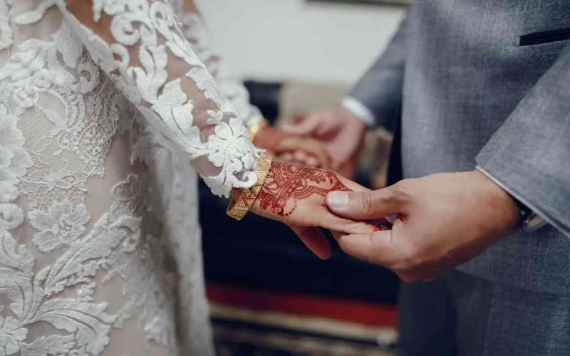 Béziers Mayor Faces Trial for Refusing to Marry Couple Over Immigration Status
