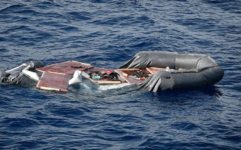 Body of Suspected Migrant Washes Ashore on Moroccan Beach Near Tiznit