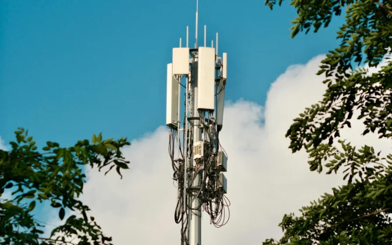 Brussels funds Morocco's 5G, but shuts the door on high-risk suppliers