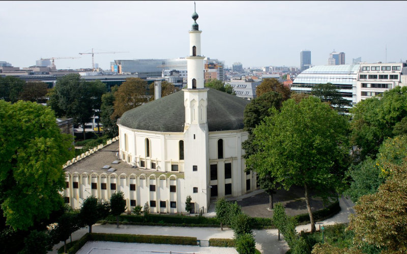 Brussels Landmark at Risk: Grand Mosque's Minaret to be Dismantled Due to Structural Damage
