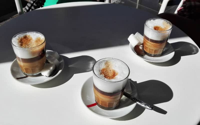 Café Owners Demand Extended Tax Relief Amid Ongoing COVID-19 Financial Strain