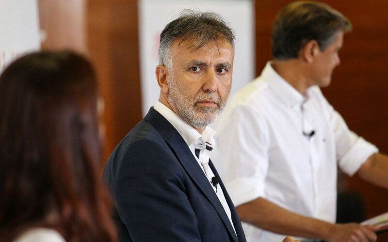 Canary Islands Leader Softens Stance on Morocco's Maritime Boundary Claims
