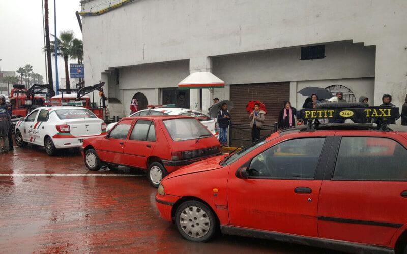 Casablanca Taxi Drivers Face New COVID-19 Restrictions and Economic Strain