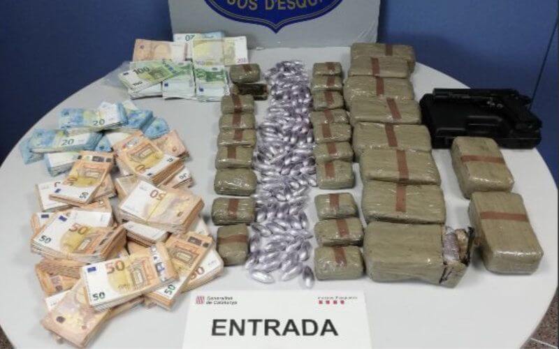 Catalan Police Bust Moroccan Drug Ring: 9 Arrested in Tarragona
