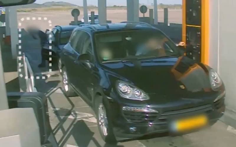 Catalonia Highway Scam: Thieves Target Vacationers' Tires, Police Warn