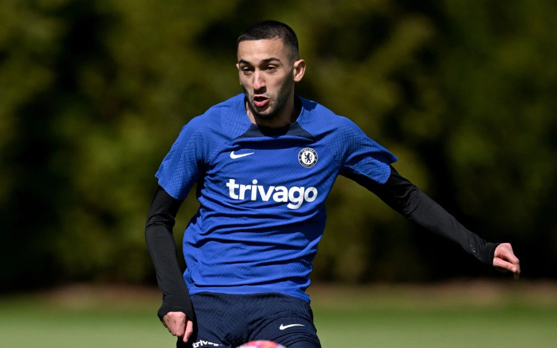 Chelsea's Ziyech Struggles: Former Star Urges Moroccan Midfielder to Seek Transfer