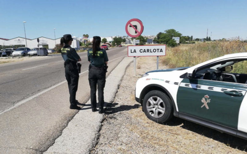 Civil Guard Arrests Moroccan Minor Found Hidden in Truck Entering Spain
