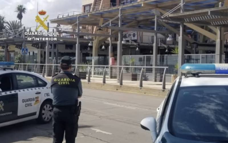 Civil Guard Arrests Two European Women for Smuggling Moroccan Migrant into Melilla
