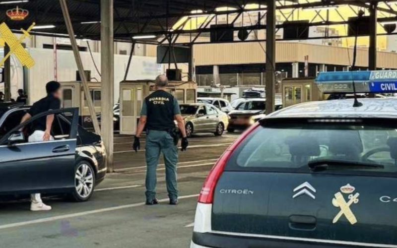 Civil Guard Rescues 6-Year-Old Moroccan Girl from Seizure at Spanish Port