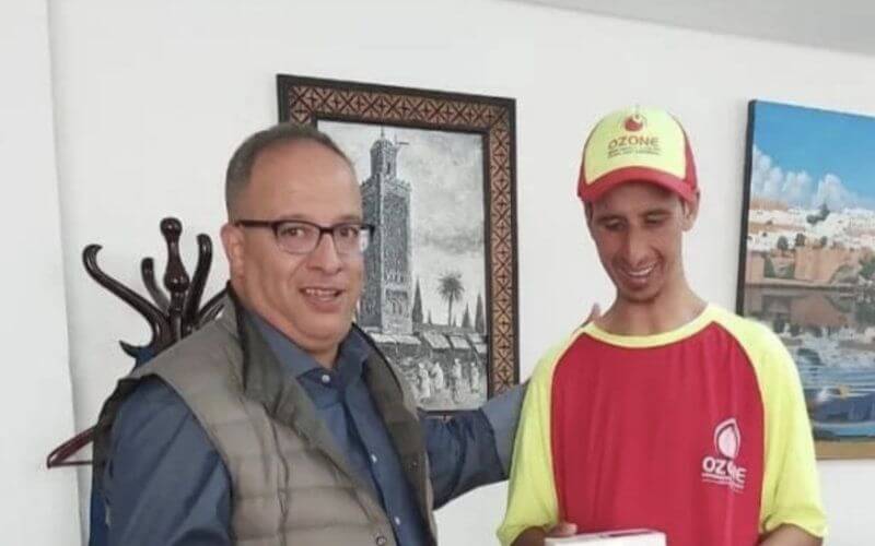 Cleaning Worker Rewarded with $1,000 and Mecca Trip for Returning Lost Money