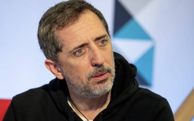 Comedian Gad Elmaleh Reveals Struggle to Obtain French Citizenship Despite Long-Term Residency