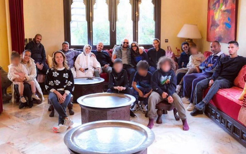 Comedian Jamel Debbouze Gathers Family for Ramadan Celebration, Shares Rare Group Photo