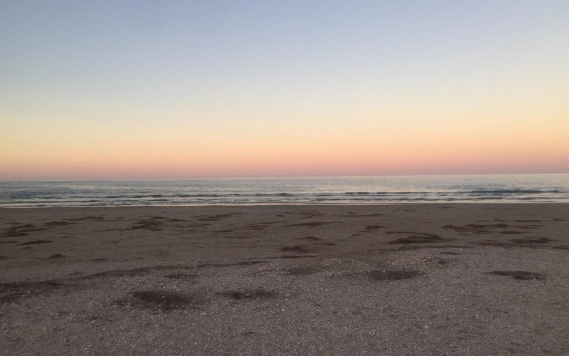 Controversy Erupts as Moroccan Town Charges for Beach Access in Beni Ensar