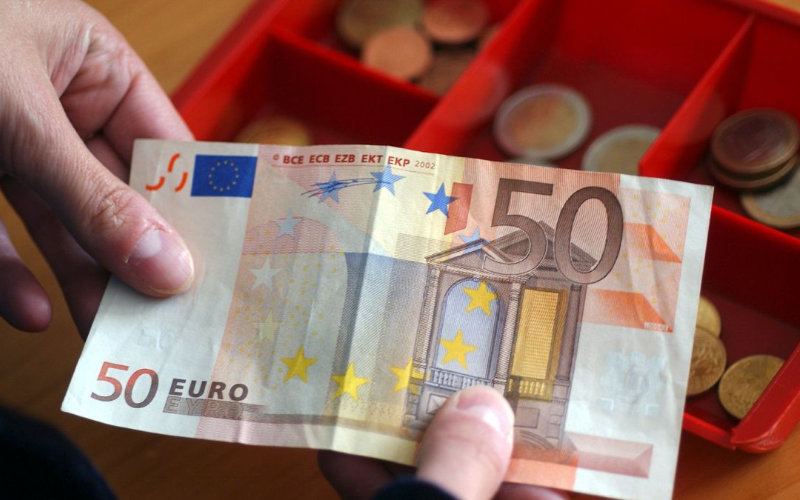 Counterfeit Euro Scam Busted: Two Arrested in Moroccan Town for Fake Currency Scheme