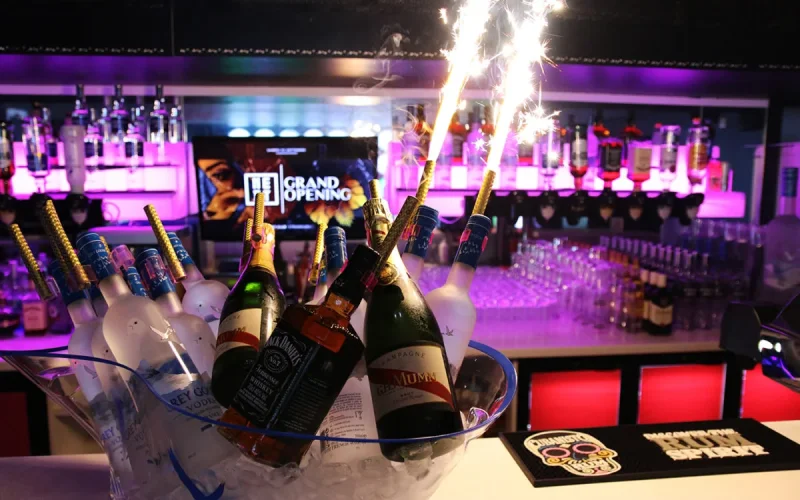 Counterfeit luxury alcohol in the nightclubs of Marrakech and Casablanca: a vast investigation underway
