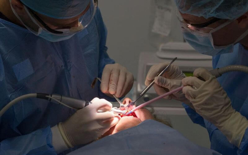 Dentists Call for Government Aid Amid Nationwide Work Stoppage