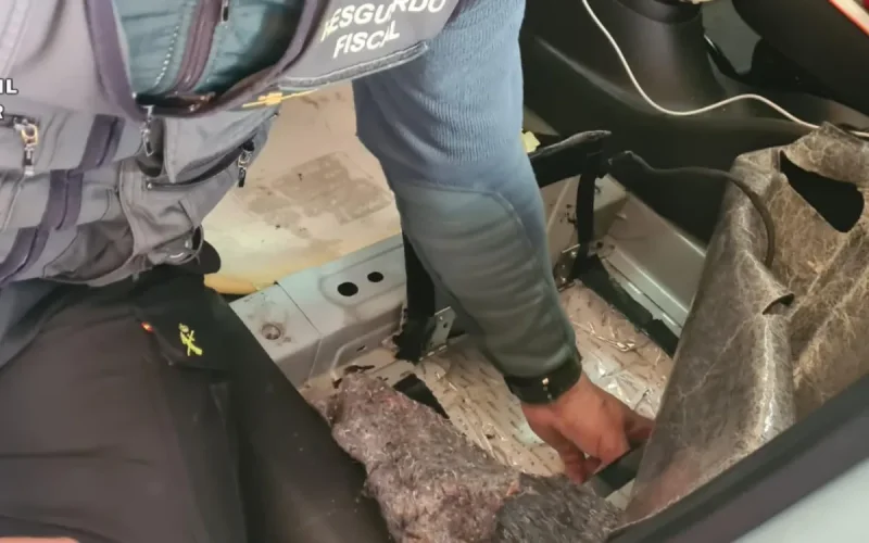 Diplomatic Vehicle Smuggling 500kg Tobacco Morocco Border