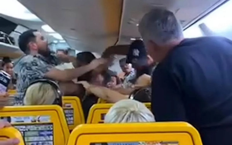Drunk Passenger Causes Chaos on Ryanair Flight from Morocco to Manchester
