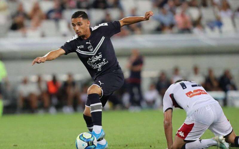 Dual-Nationality Soccer Star Faces National Team Decision Amid Recruitment Battle