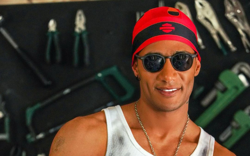 Egyptian Star Mohamed Ramadan Praises King Mohammed VI, Teases Collaboration with Future