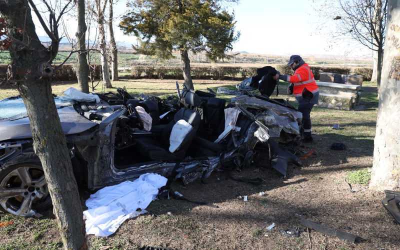 Fatal Crash on Spain's A-68 Highway Claims Two Lives, Including Moroccan Driver