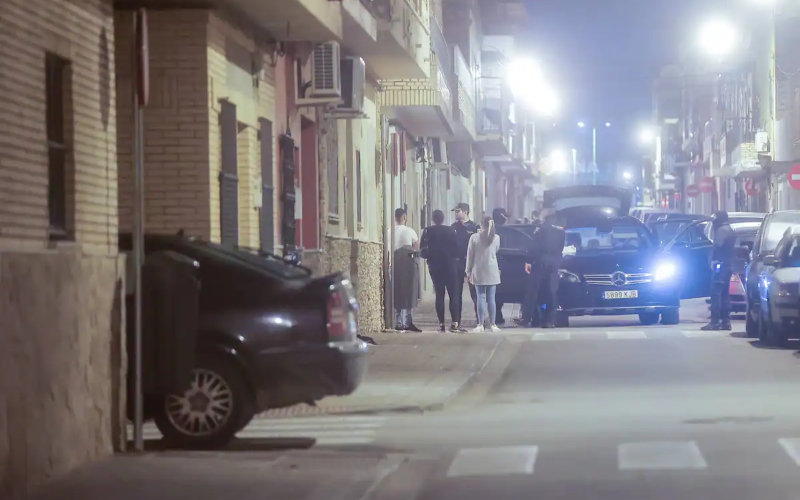 Fatal Shooting in Seville Leaves Moroccan Man Dead, Two Injured; Drug-Related Conflict Suspected
