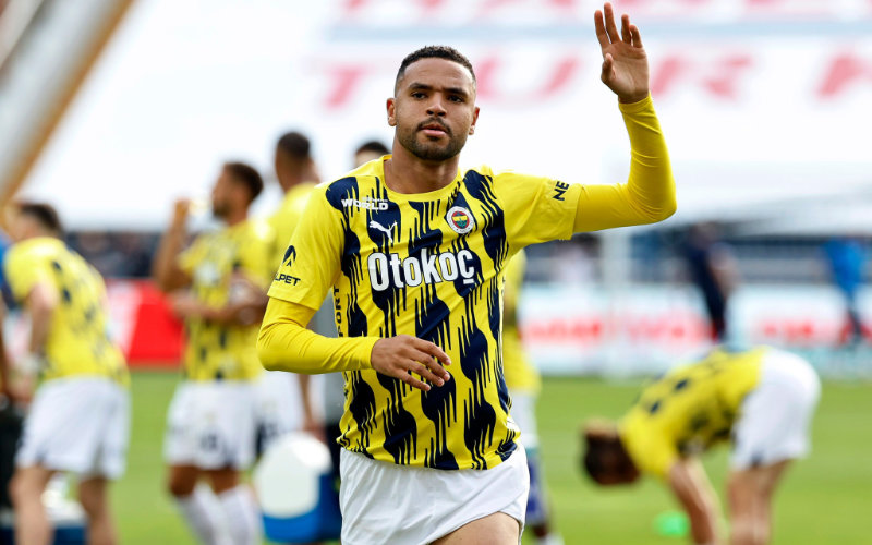Fenerbahçe's En-Nesyri Struggles to Find Form, Mourinho Defends Moroccan Striker