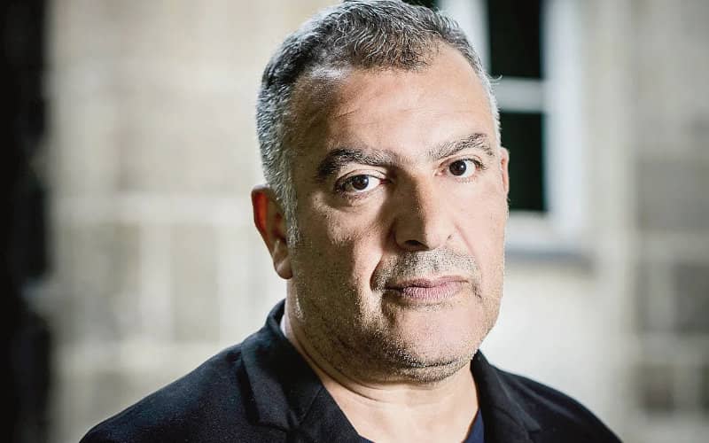 Former Zebda Singer Slams Zemmour's 'Racist Rhetoric' Ahead of French Election