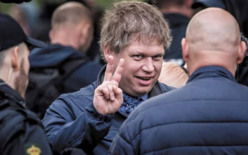 France Expels Danish Far-Right Activist Planning Quran Burning at Arc de Triomphe