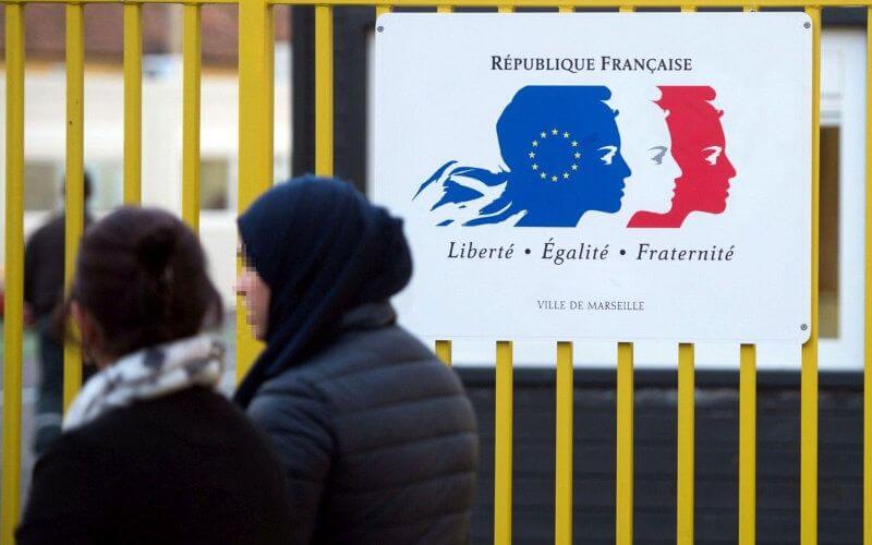 France to Implement Annual Quotas for Economic Immigrants Starting 2020