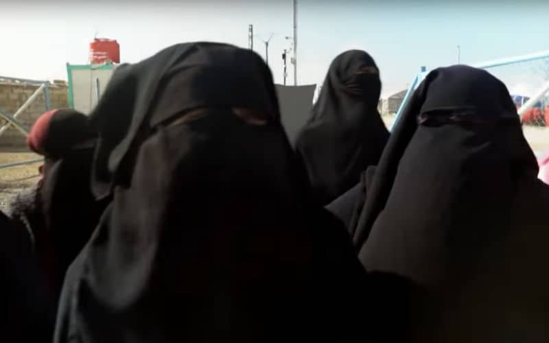 France Repatriates 15 ISIS-Linked Women and 32 Children from Syrian Camps