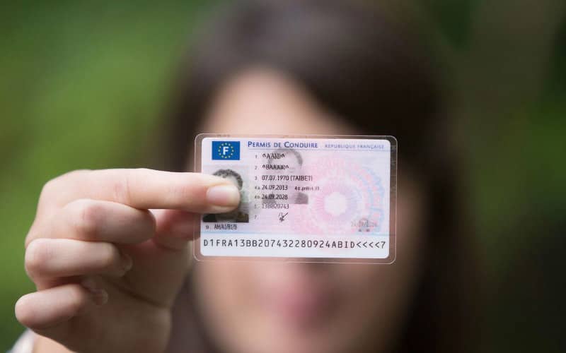 France Streamlines Online Process for Foreign Driver's License Exchange