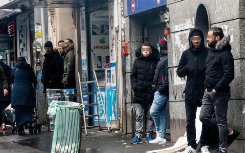 France Tightens Immigration Rules, Making Regularization Nearly Impossible for Undocumented Migrants