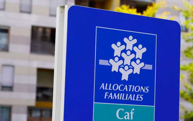 France to Use Airline Data to Combat Social Benefit Fraud