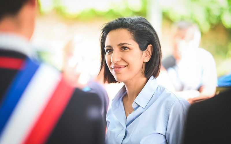 Franco-Moroccan Youth Secretary Embraces Dual Heritage, Emphasizes French Identity