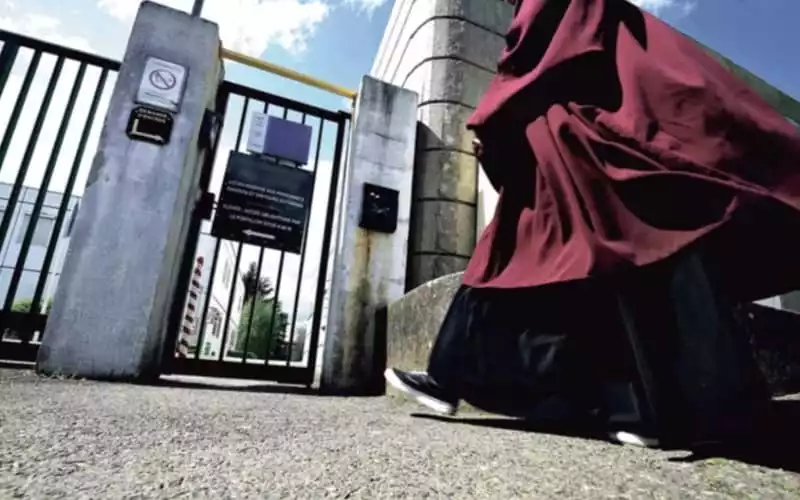 French Education Minister Targets Religious Attire as School Secularism Violations Surge