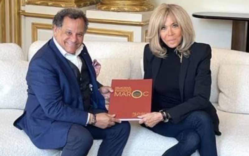 French First Lady Receives Catalog of Successful Delacroix Exhibition in Morocco