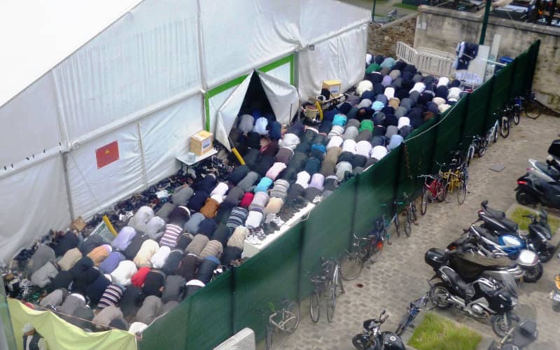 French Government Blocks Sale of Puteaux Mosque to Morocco