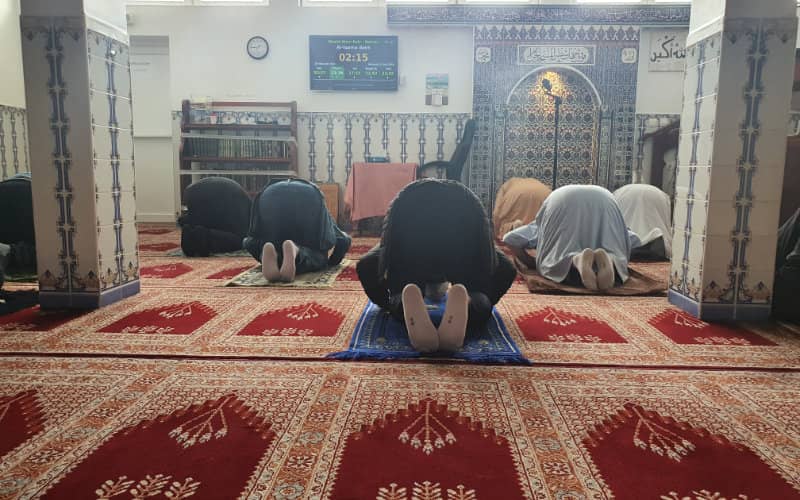 French Government Grants Exemption for Early Morning Muslim Prayer During Curfew