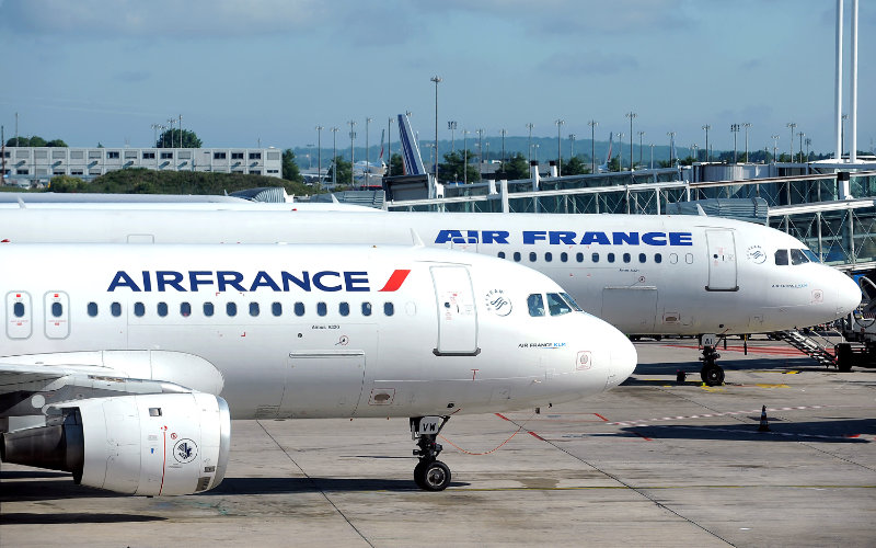 French Pilot Strike Threatens Flights to Morocco Amid Airline Tax Dispute