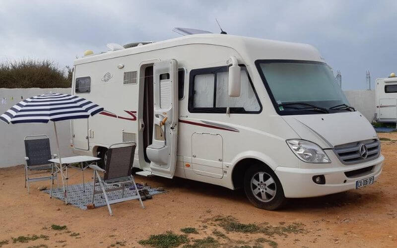French Retirees Among 1,500 RV Owners Stranded in Morocco Amid Travel Restrictions