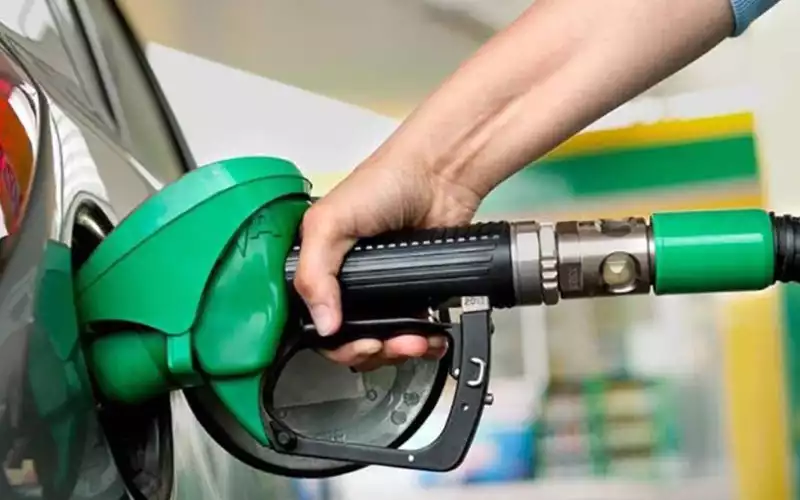 Fuel Prices Drop Sharply in Morocco as Global Oil Costs Decline