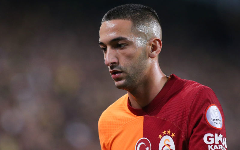 Galatasaray Stands by Ziyech Despite Injuries, Offers Moroccan Star Second Chance